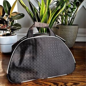 Travel Bag on Wheels with Metal Handle